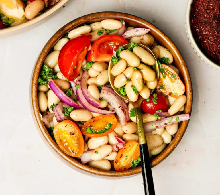 Turkish White Bean Salad (Piyaz) Recipe